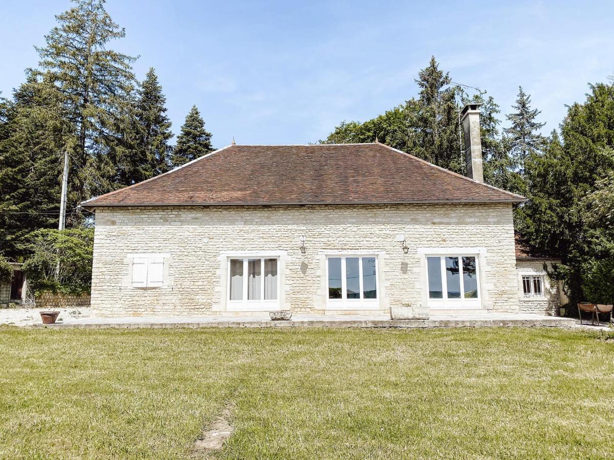 Le Val Suzenay Vendeuvre-sur-Barse Exterior foto